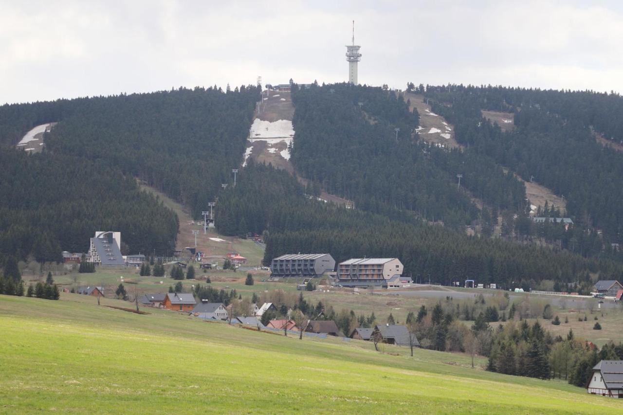 Mountain Apartments Klinovec Hexagon Loučná pod Klínovcem エクステリア 写真
