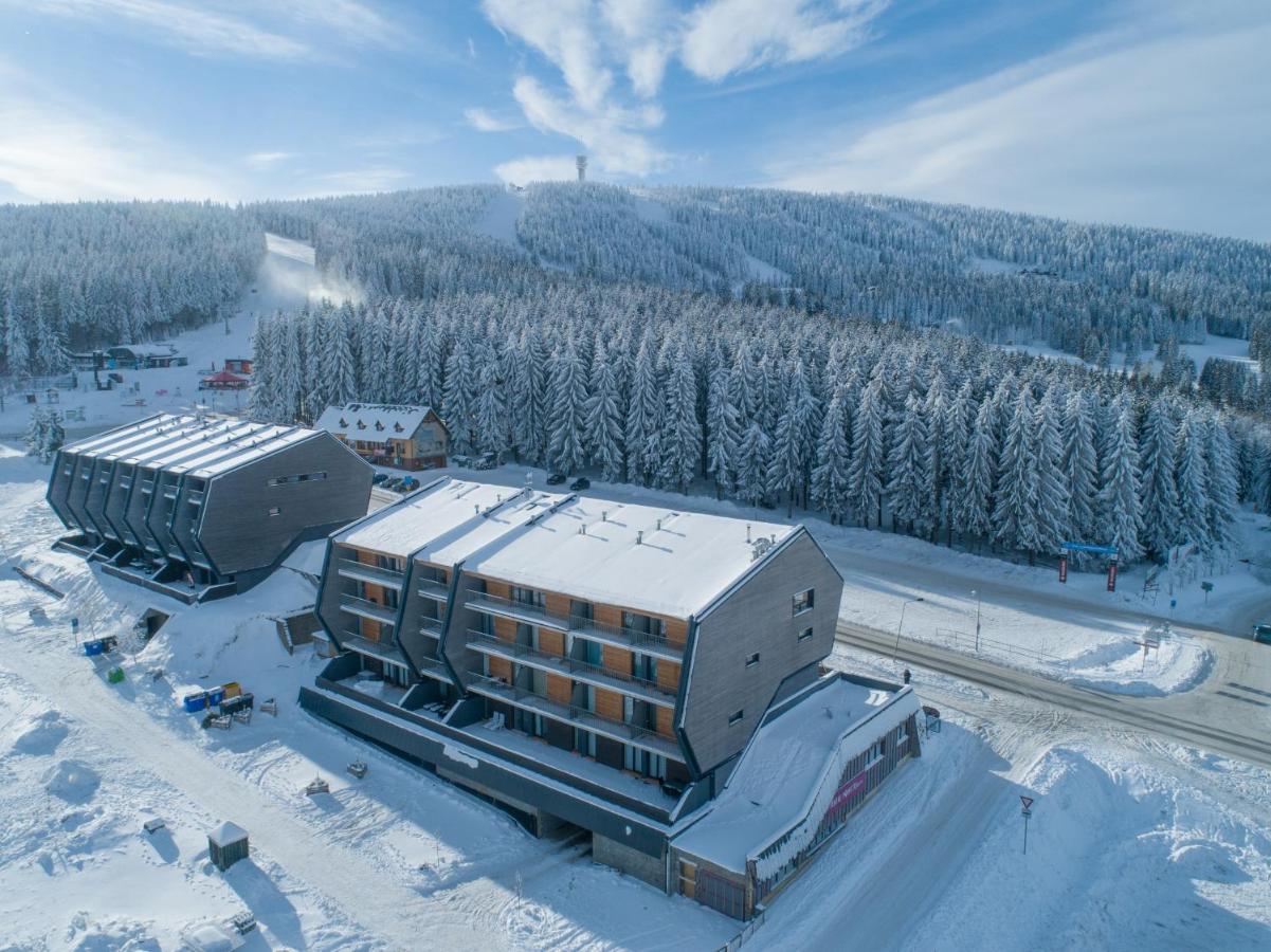 Mountain Apartments Klinovec Hexagon Loučná pod Klínovcem エクステリア 写真