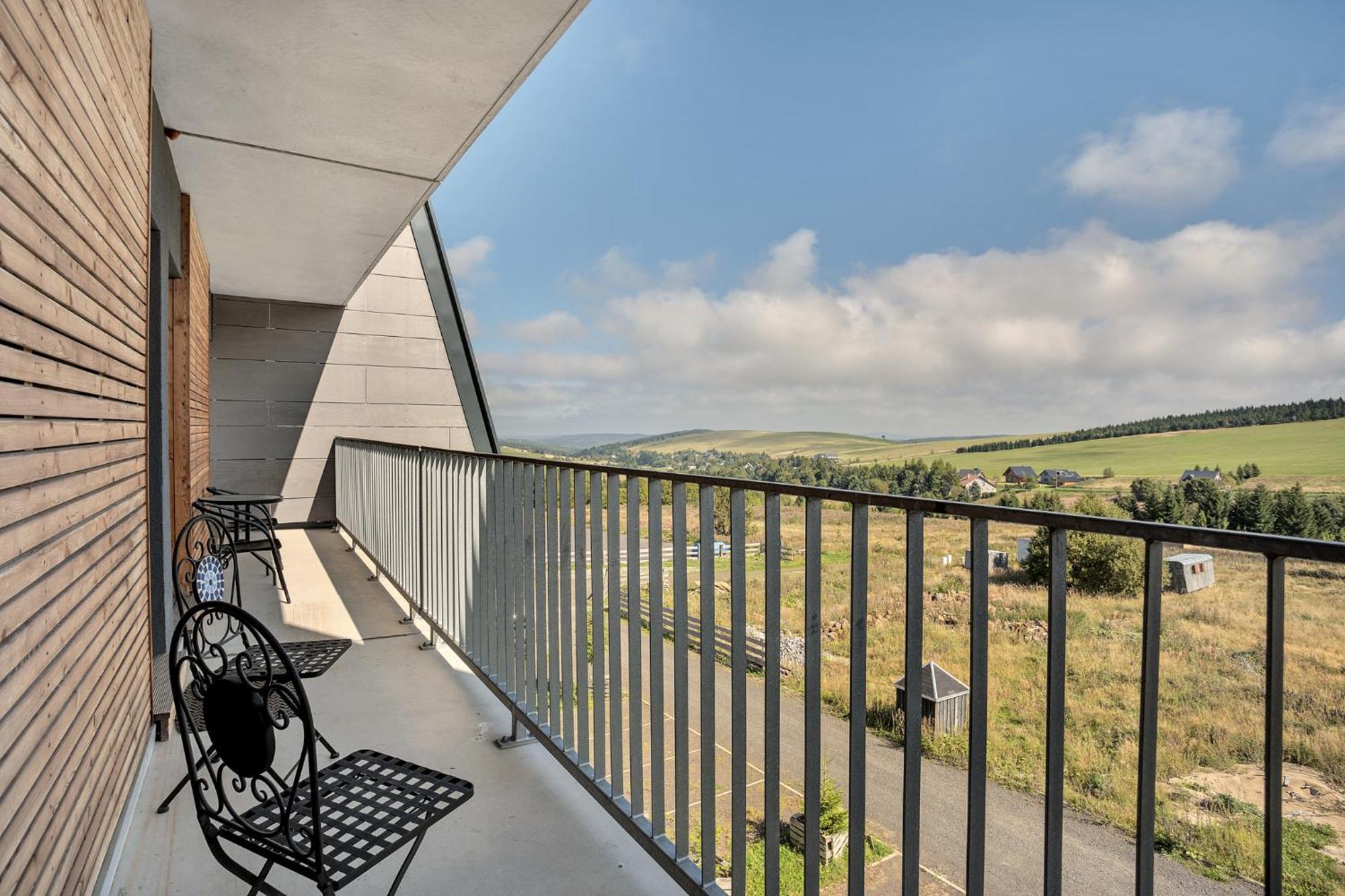 Mountain Apartments Klinovec Hexagon Loučná pod Klínovcem エクステリア 写真